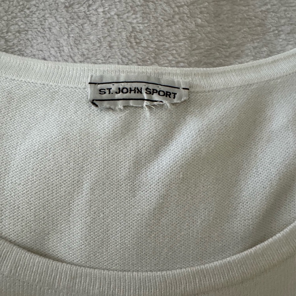 St. John Sport knit tank top - Picture 2 of 3